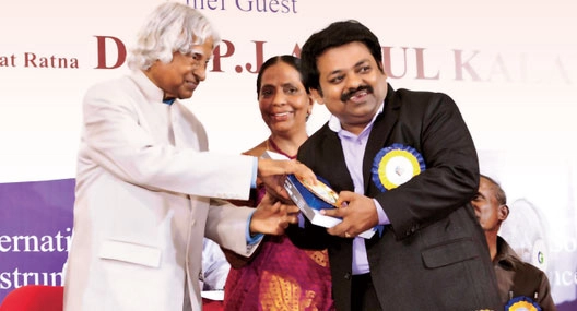 Chairman honoured by Dr. A.P.J. Abdul Kalam